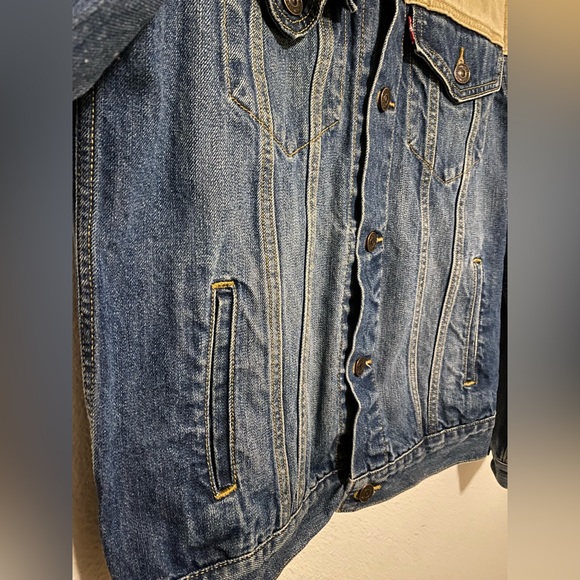 Levi’s Men’s Denim Jacket - Picture 5 of 8